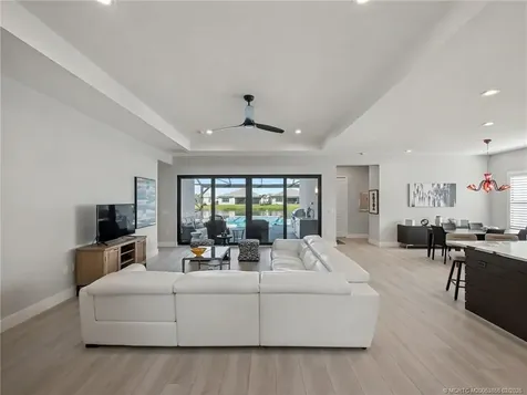 12433 SW Crystal Cove Drive Port St Lucie FL 34987