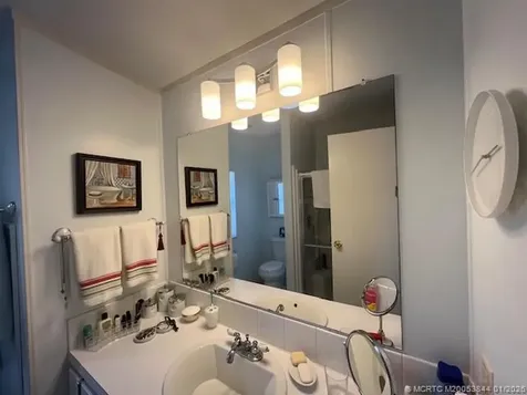 6158 N Guava Lane Lantana FL 33462