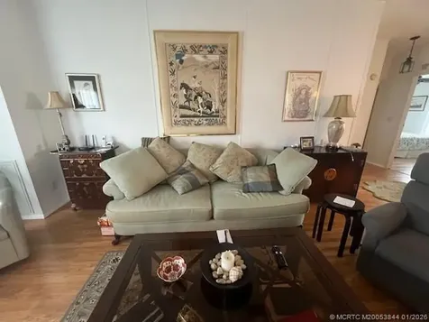 6158 N Guava Lane Lantana FL 33462