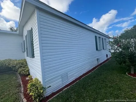 6158 N Guava Lane Lantana FL 33462