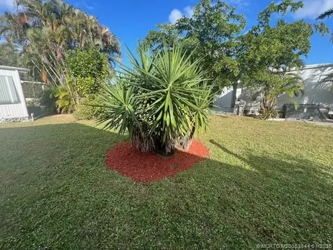 6158 N Guava Lane Lantana FL 33462