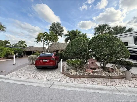 421 NW Chipshot Lane Port St Lucie FL 34986