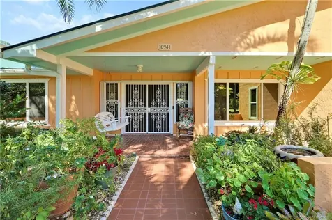 10941 SW Hawkview Circle Stuart FL 34997