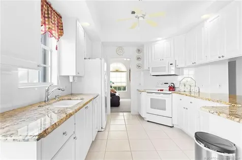 9012 SE Eldorado Way Hobe Sound FL 33455