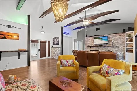 10380 SE Jupiter Narrows Drive Hobe Sound FL 33455