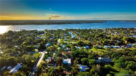 1103 NW Pine Lake Drive Stuart FL 34994