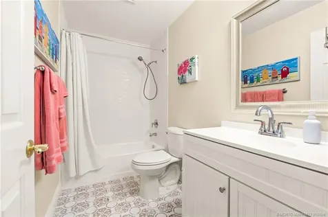 890 NE Sandalwood Place Jensen Beach FL 34957