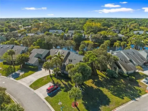 890 NE Sandalwood Place Jensen Beach FL 34957