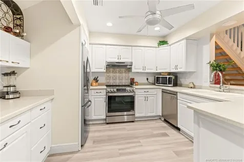 890 NE Sandalwood Place Jensen Beach FL 34957