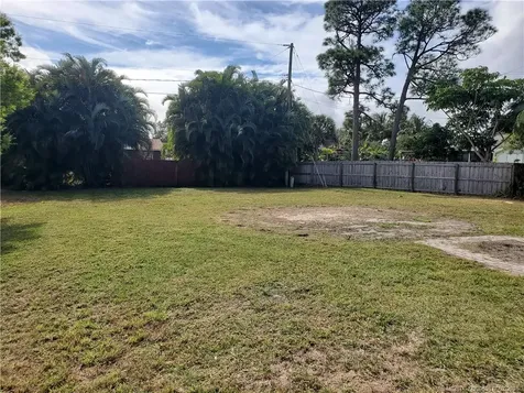 2965 SE Buccaneer Circle Port St Lucie FL 34952