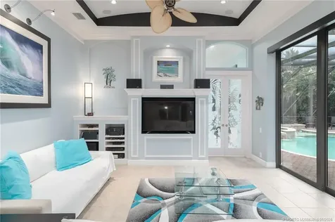 8104 SE Sand Crane Place Hobe Sound FL 33455