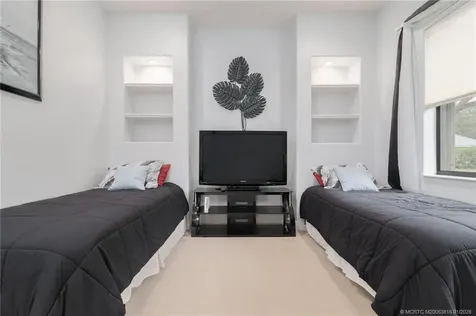 8104 SE Sand Crane Place Hobe Sound FL 33455