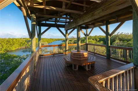 8104 SE Sand Crane Place Hobe Sound FL 33455