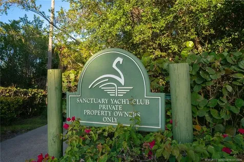 8104 SE Sand Crane Place Hobe Sound FL 33455