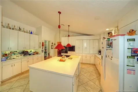 5220 SE Burning Tree Circle S Stuart FL 34997