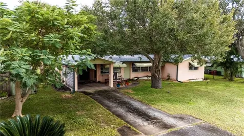 3417 NE Jeannette Drive Jensen Beach FL 34957