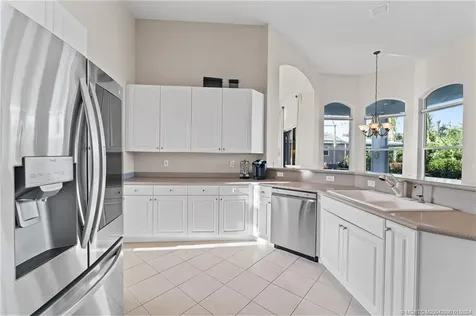 2013 SE Oxton Drive Port Saint Lucie FL 34952