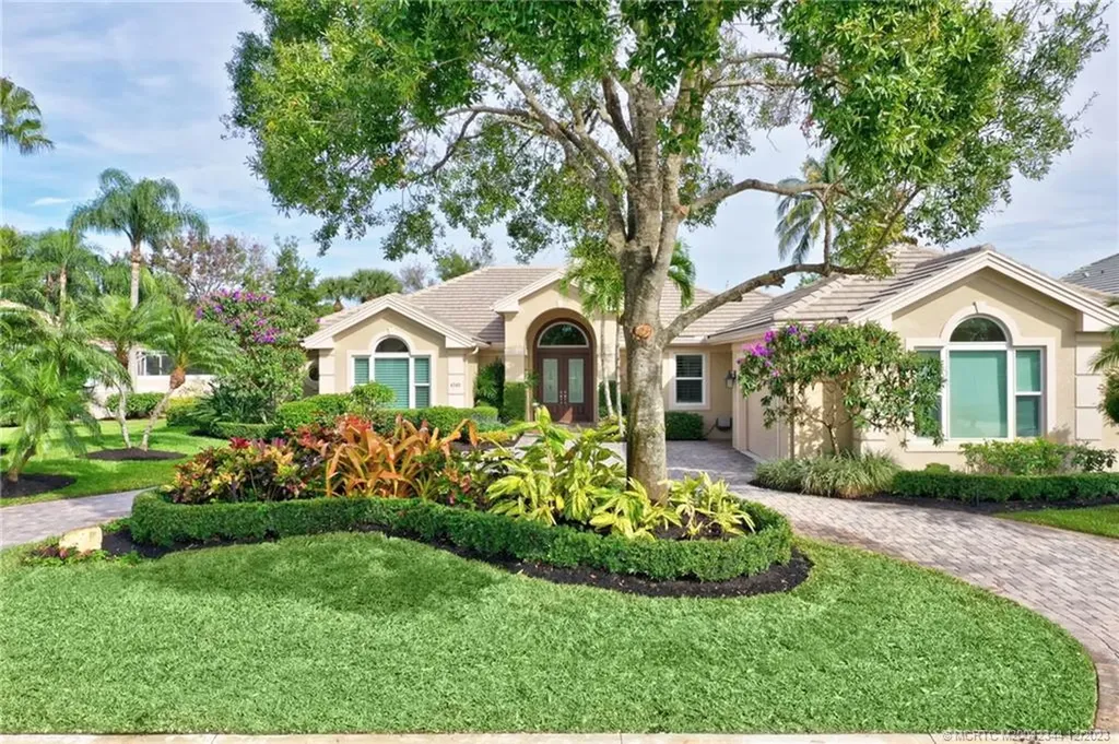 4345 SE Waterford Drive Stuart FL 34997
