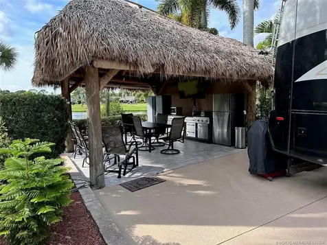 461 NW Sandtrap Lane Port St Lucie FL 34986