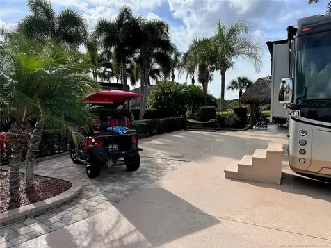 461 NW Sandtrap Lane Port St Lucie FL 34986