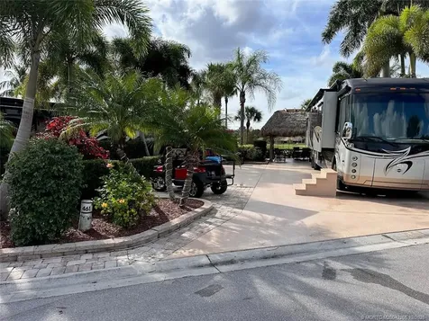 461 NW Sandtrap Lane Port St Lucie FL 34986