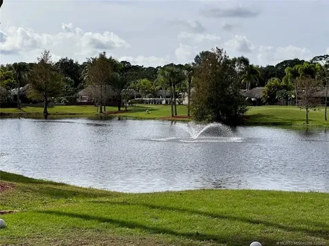 461 NW Sandtrap Lane Port St Lucie FL 34986