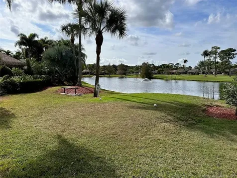 461 NW Sandtrap Lane Port St Lucie FL 34986