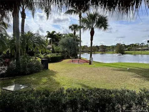 461 NW Sandtrap Lane Port St Lucie FL 34986
