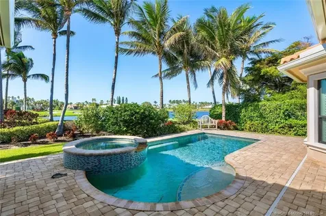 2905 SE Dune Drive Stuart FL 34996