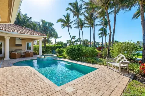 2905 SE Dune Drive Stuart FL 34996