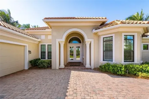 2905 SE Dune Drive Stuart FL 34996