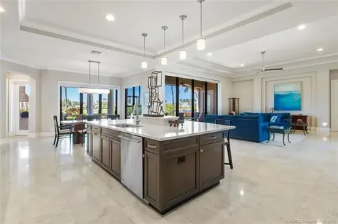 2905 SE Dune Drive Stuart FL 34996