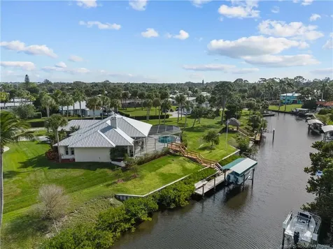 512 SE Krueger Creek Place Stuart FL 34996
