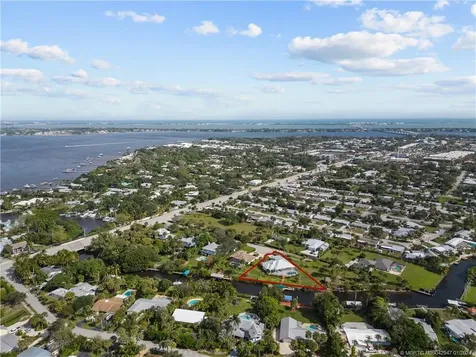 512 SE Krueger Creek Place Stuart FL 34996