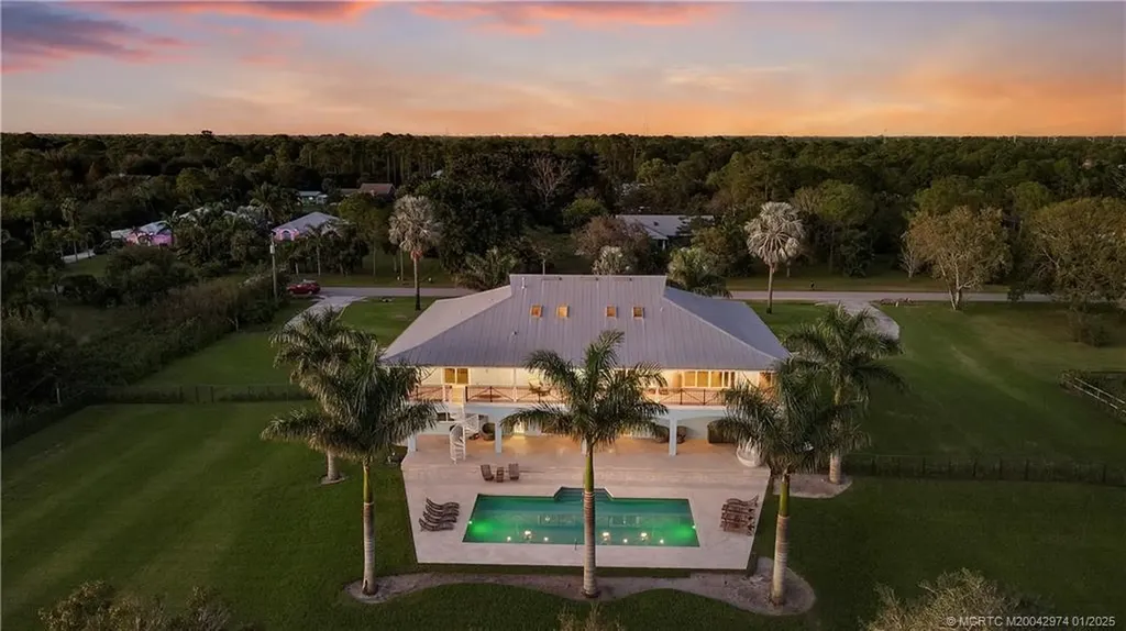 11555 SW Meadowlark Circle Stuart FL 34997