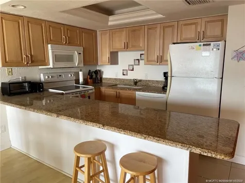 429 NE Tradewind Lane Hutchinson Island FL 34996