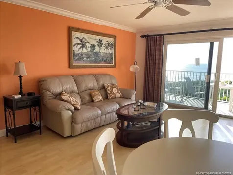 429 NE Tradewind Lane Hutchinson Island FL 34996