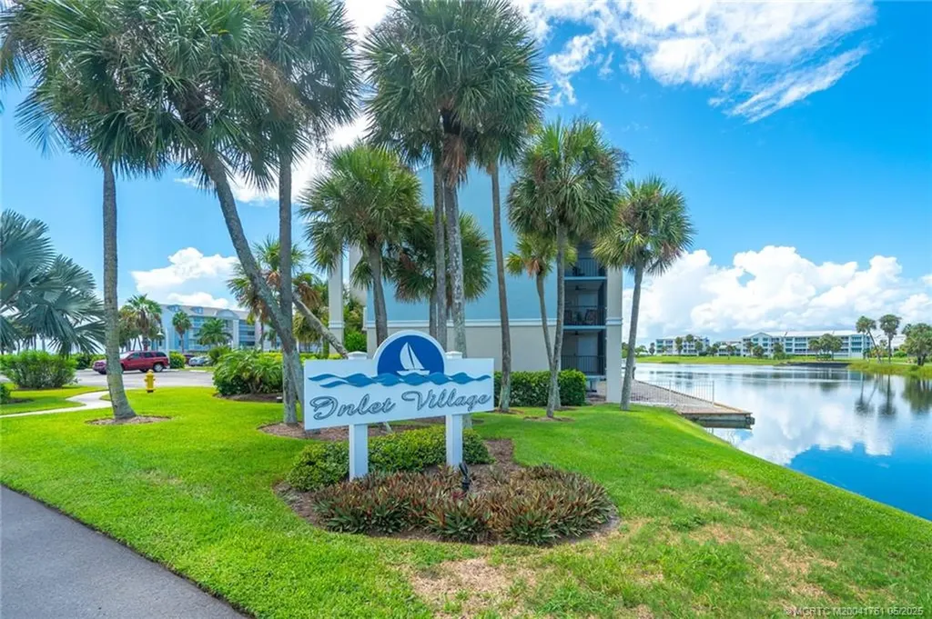 40 NE Plantation Road Stuart FL 34996