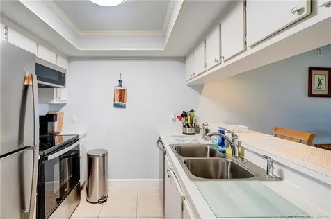 40 NE Plantation Road Stuart FL 34996