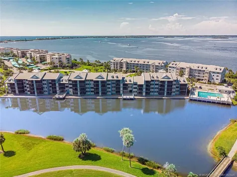 40 NE Plantation Road Stuart FL 34996