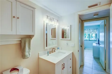 40 NE Plantation Road Stuart FL 34996