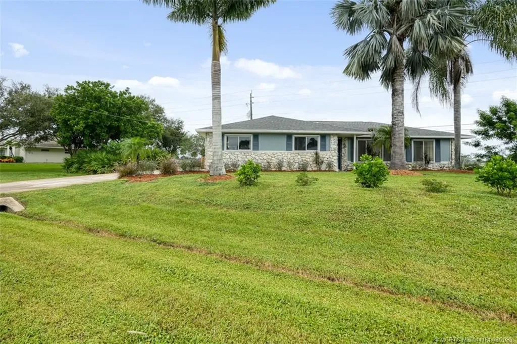 250 Main Street Sebastian FL 32958