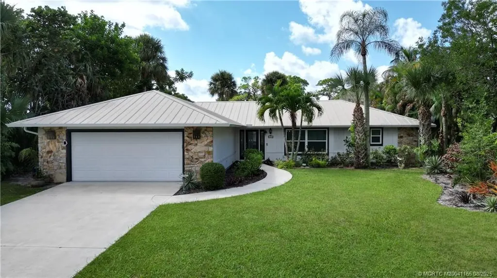 323 SW Ridge Lane Stuart FL 34994