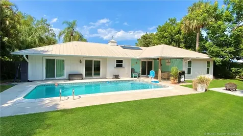 323 SW Ridge Lane Stuart FL 34994