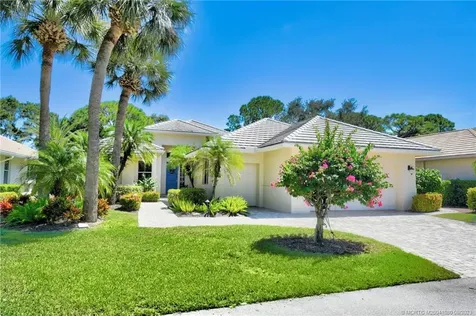 3531 SE Cambridge Drive Stuart FL 34997