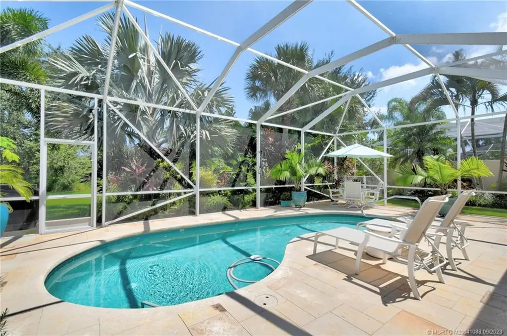 8413 SE Angelina Court Hobe Sound FL 33455