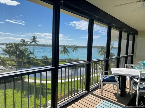 2806 SE Dune Drive Stuart FL 34996