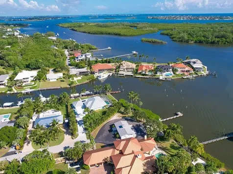 5714 SE Horseshoe Point Road Stuart FL 34997