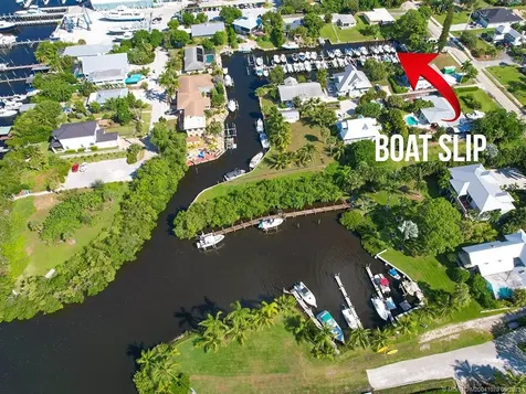 5714 SE Horseshoe Point Road Stuart FL 34997