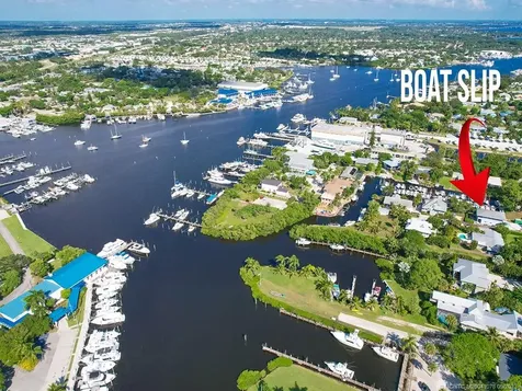 5714 SE Horseshoe Point Road Stuart FL 34997